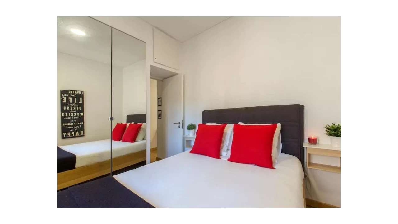 Apartamento T1 para Venda em Santa Maria Maior Foto 8