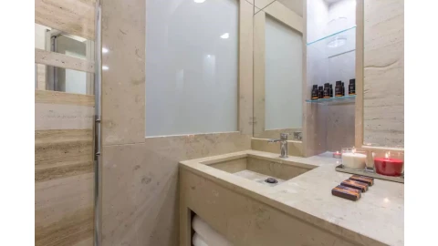Apartamento T1 para Venda em Santa Maria Maior