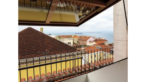 Apartamento T2 para Venda em Santa Maria Maior