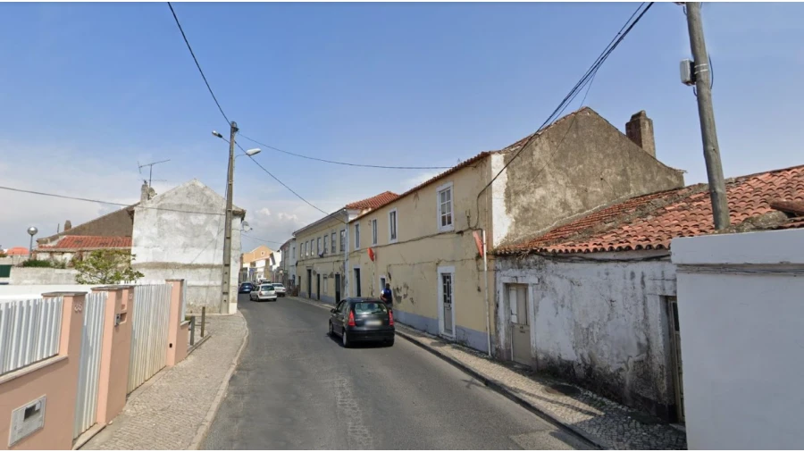 Prédio para Venda em Santo Antão e São Julião do Tojal Foto 1