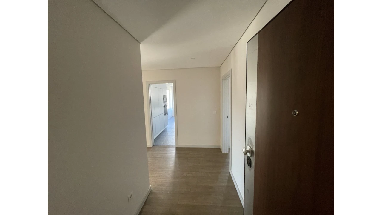 Apartamento T2 para Venda em Cedofeita, Santo Ildefonso, Sé, Miragaia, São Nicolau e Vitória Foto 8