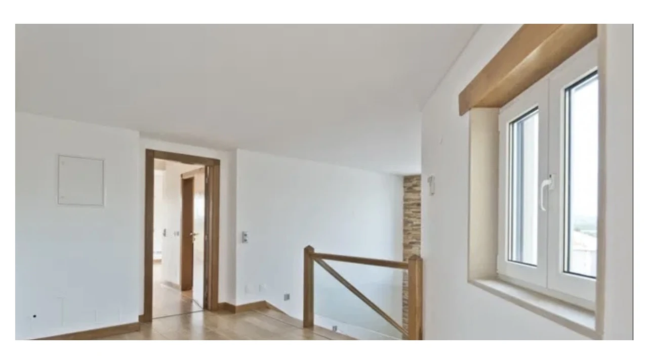 Moradia T4 para Venda em Albufeira e Olhos de Água Foto 16