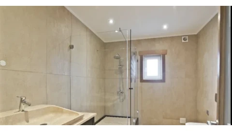 Moradia T4 para Venda em Albufeira e Olhos de Água