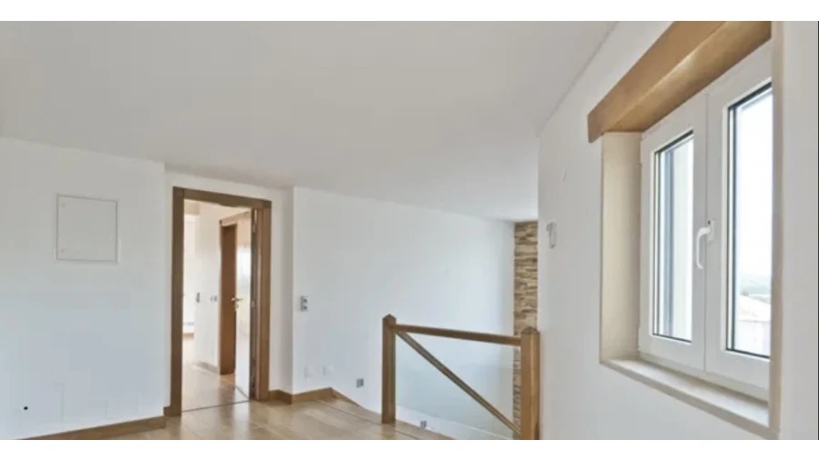 Moradia T4 para Venda em Albufeira e Olhos de Água Foto 16