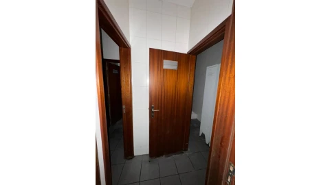 Loja para Venda em Mafamude e Vilar do Paraíso