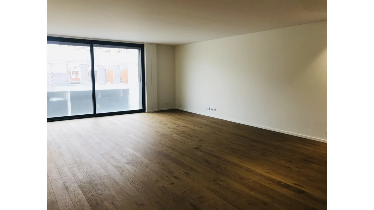 Apartamento T4 para Venda em Matosinhos e Leça da Palmeira Foto 1