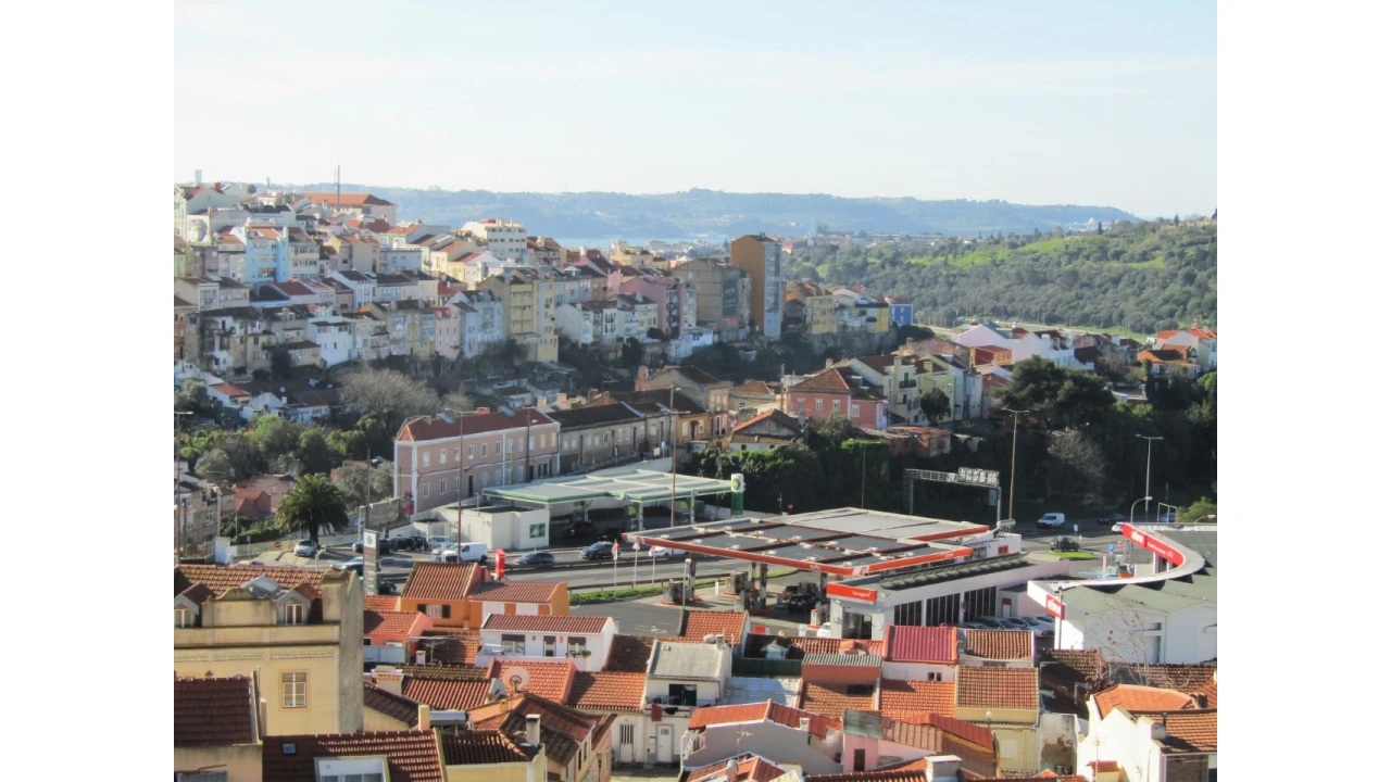 Prédio para Venda em Campolide Foto 6