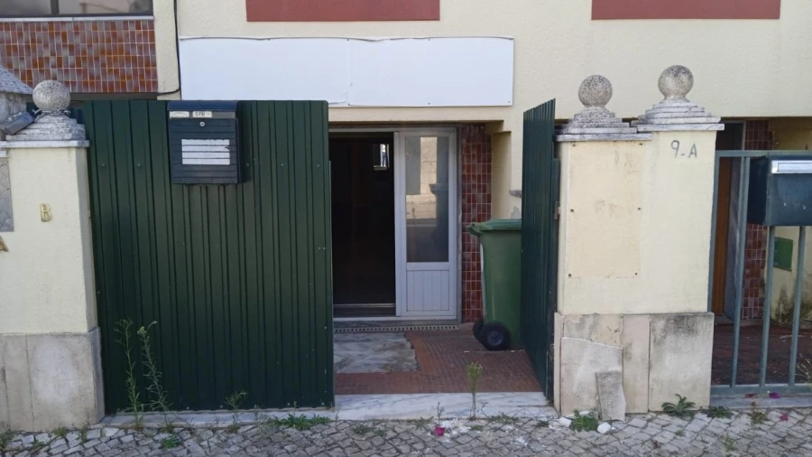 Loja para Venda em Corroios Foto 2