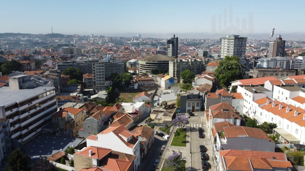 Apartamento T2 para Venda em Cedofeita, Santo Ildefonso, Sé, Miragaia, São Nicolau e Vitória Foto 4