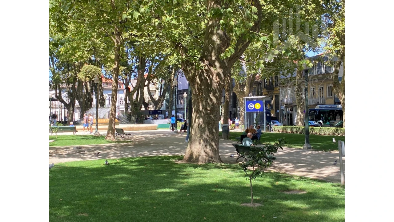 Apartamento T3 para Venda em Cedofeita, Santo Ildefonso, Sé, Miragaia, São Nicolau e Vitória Foto 42