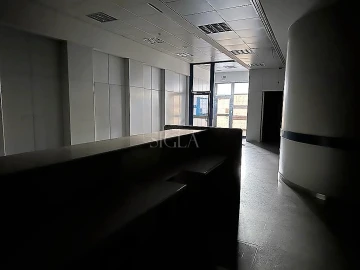 Loja para Arrendamento em Mafamude e Vilar do Paraíso