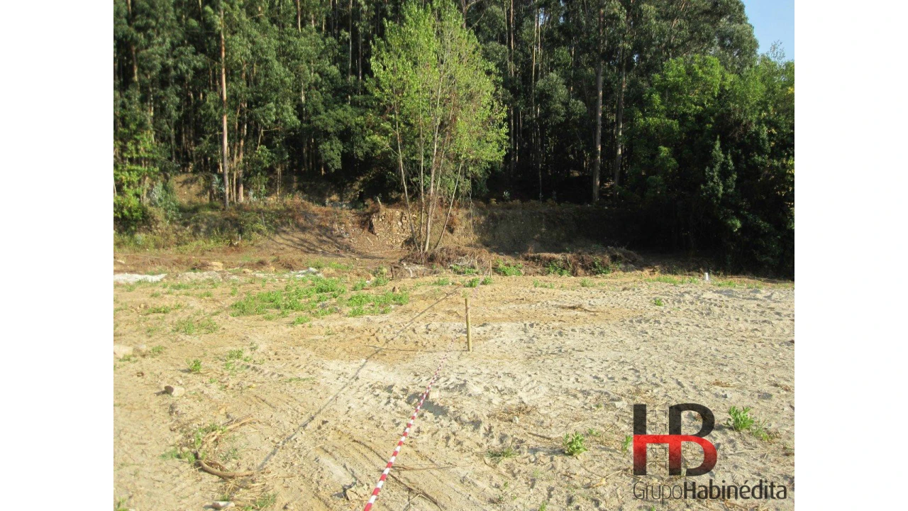 Terreno para Venda em Gondomar (São Cosme), Valbom e Jovim Foto 2