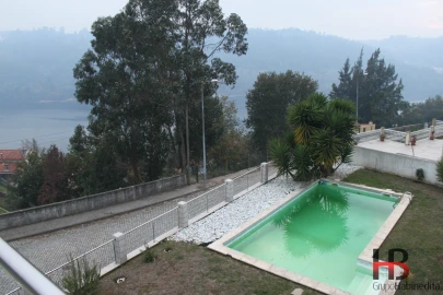 Moradia T5 para Venda em Gondomar (São Cosme), Valbom e Jovim