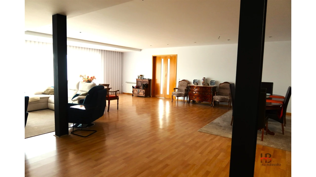 Quinta T4 para Venda em Sobrado e Bairros Foto 38