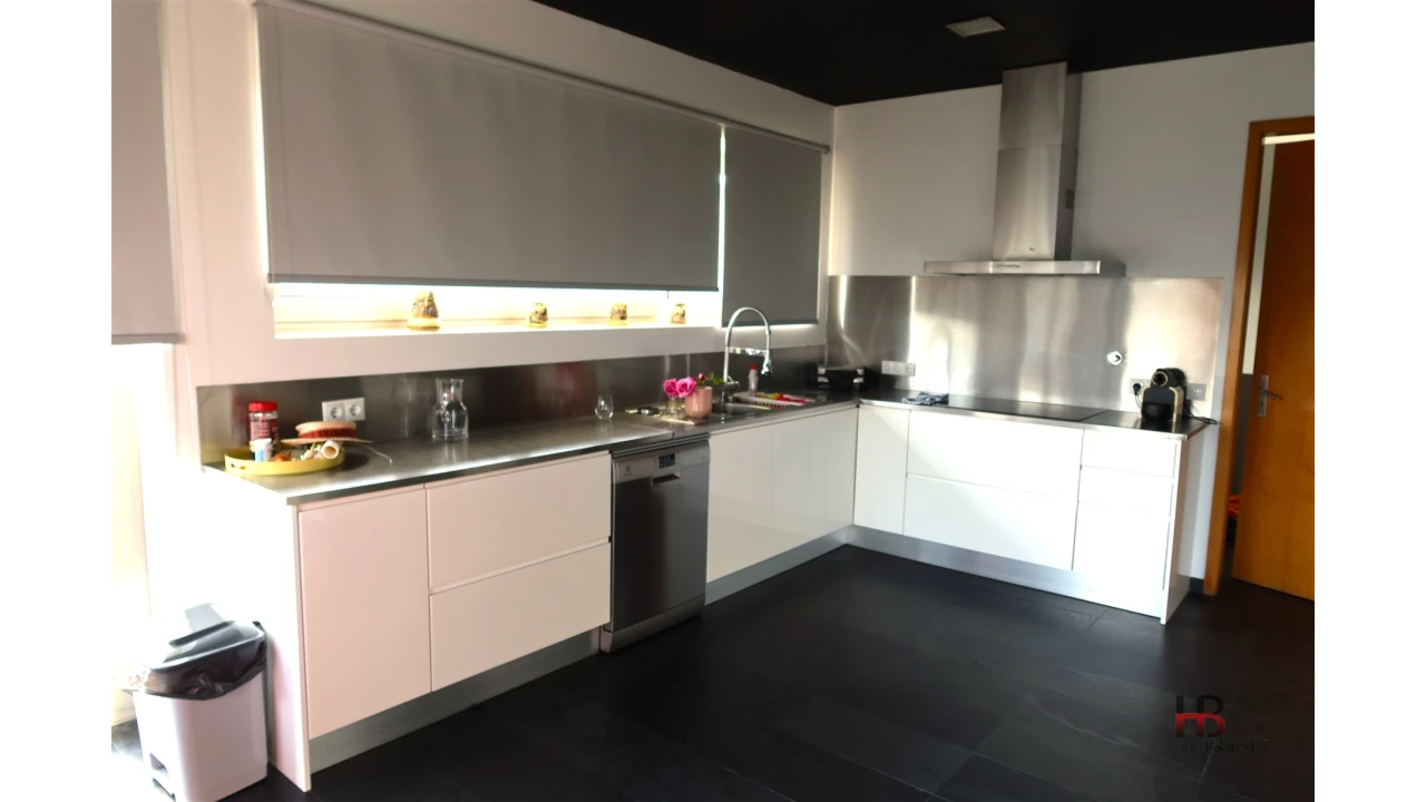 Quinta T4 para Venda em Sobrado e Bairros Foto 83