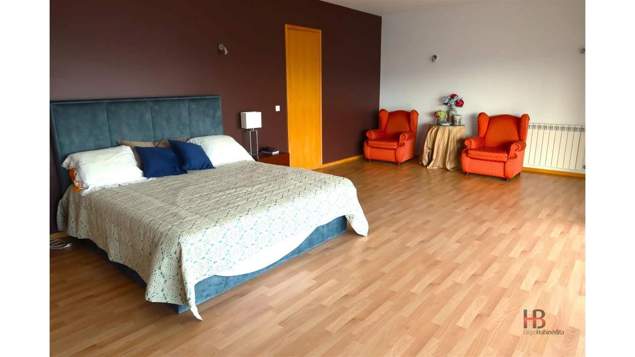 Quinta T4 para Venda em Sobrado e Bairros Foto 79