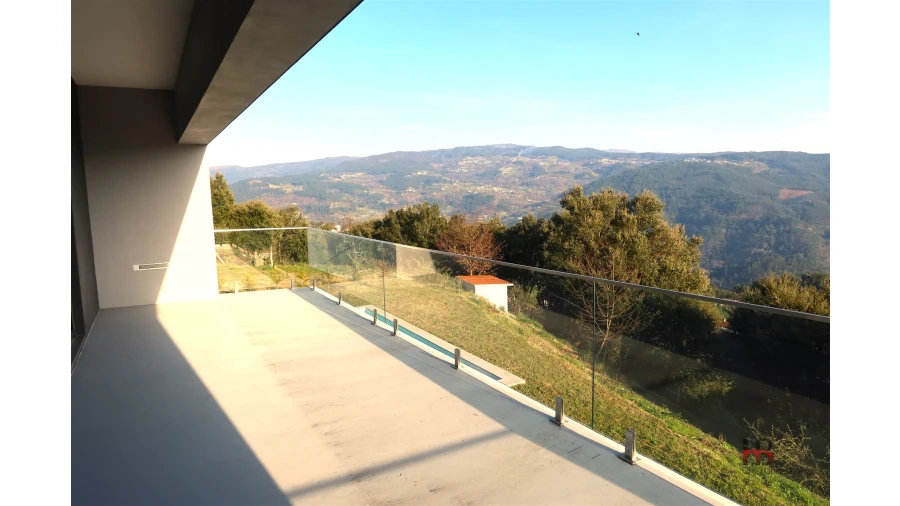 Quinta T4 para Venda em Sobrado e Bairros Foto 71