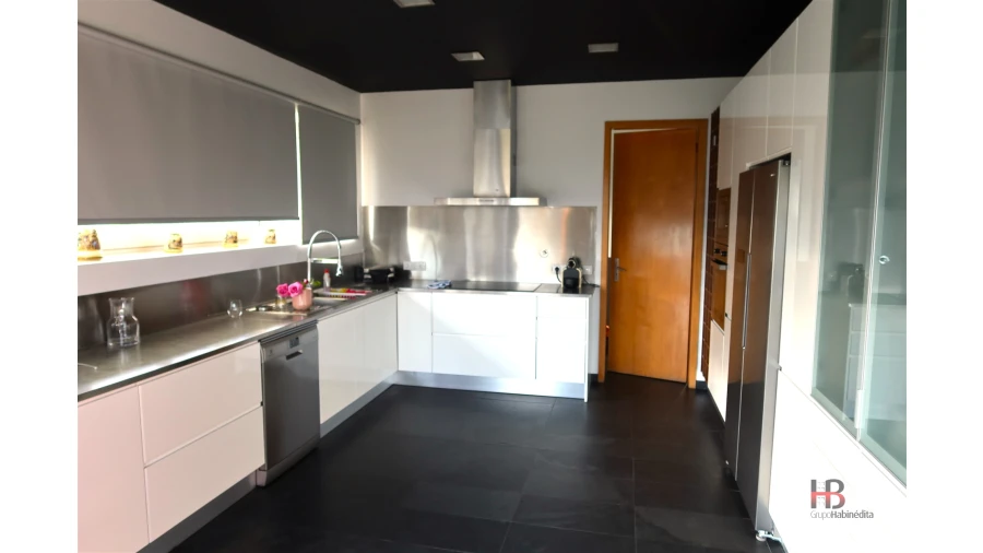 Quinta T4 para Venda em Sobrado e Bairros Foto 85