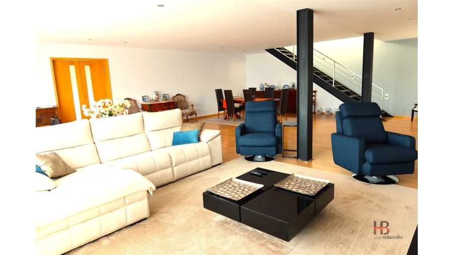 Quinta T4 para Venda em Sobrado e Bairros Foto 31