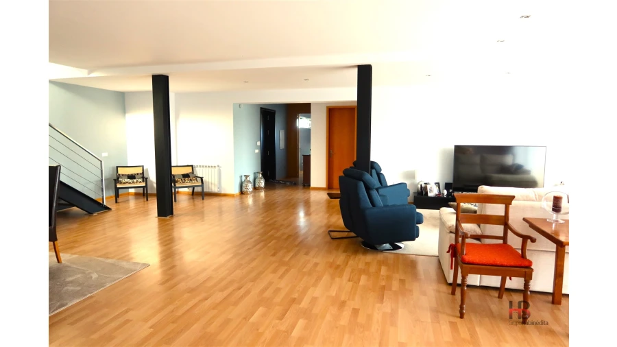 Quinta T4 para Venda em Sobrado e Bairros Foto 35