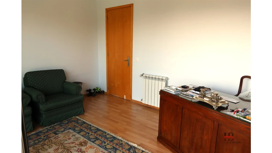 Quinta T4 para Venda em Sobrado e Bairros Foto 21