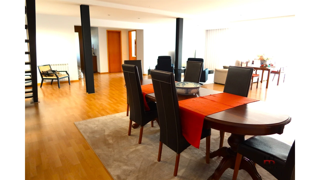 Quinta T4 para Venda em Sobrado e Bairros Foto 27