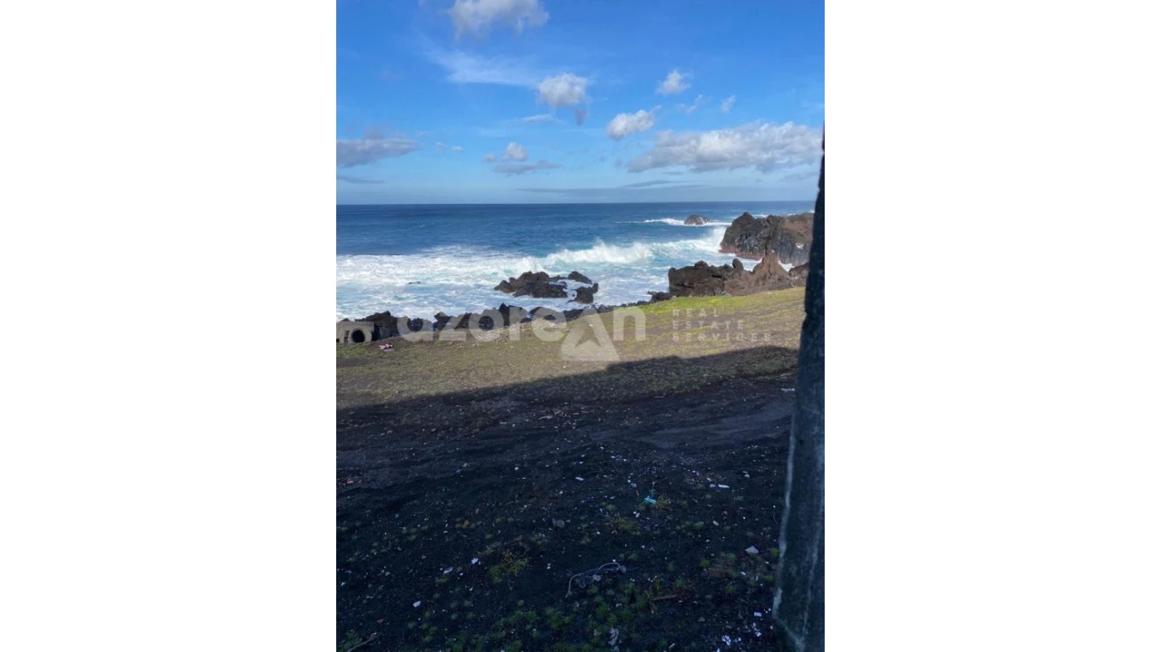 Armazém para Venda em Rabo de Peixe Foto 21