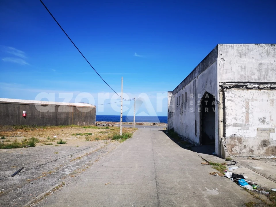 Armazém para Venda em Rabo de Peixe Foto 5