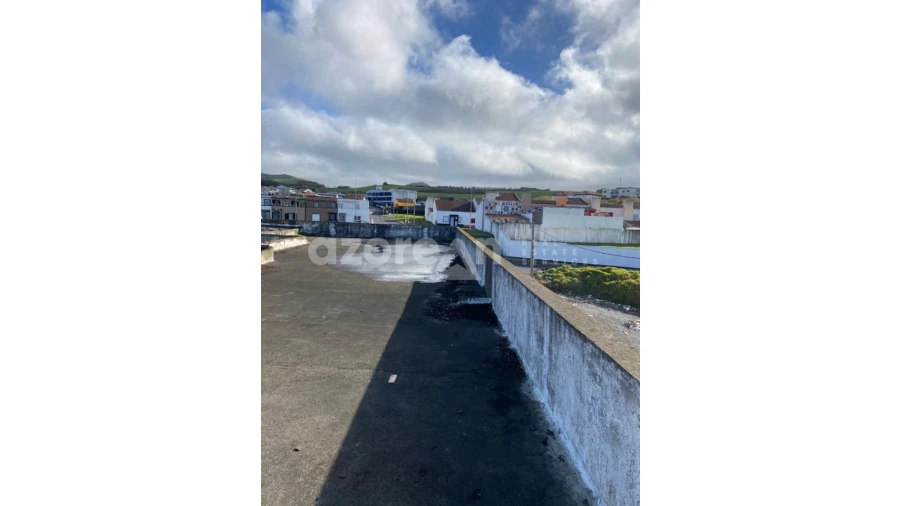 Armazém para Venda em Rabo de Peixe Foto 20