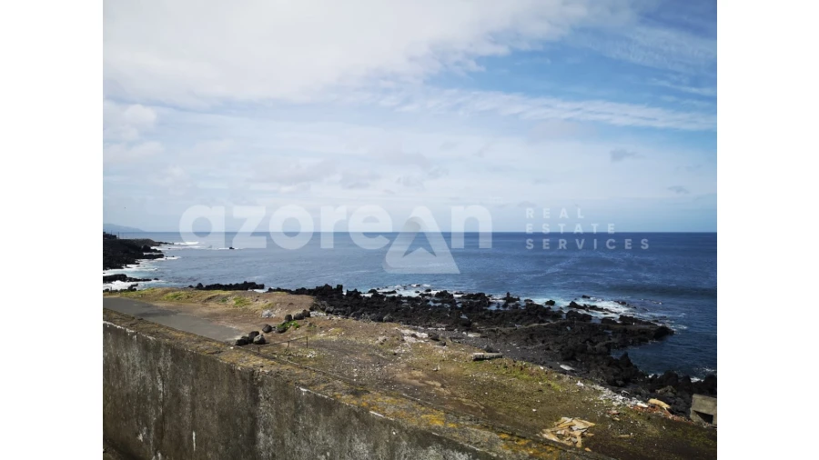 Armazém para Venda em Rabo de Peixe Foto 14