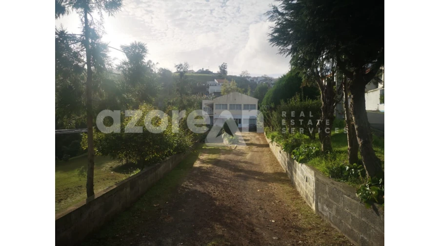 Armazém para Venda em Povoação Foto 2