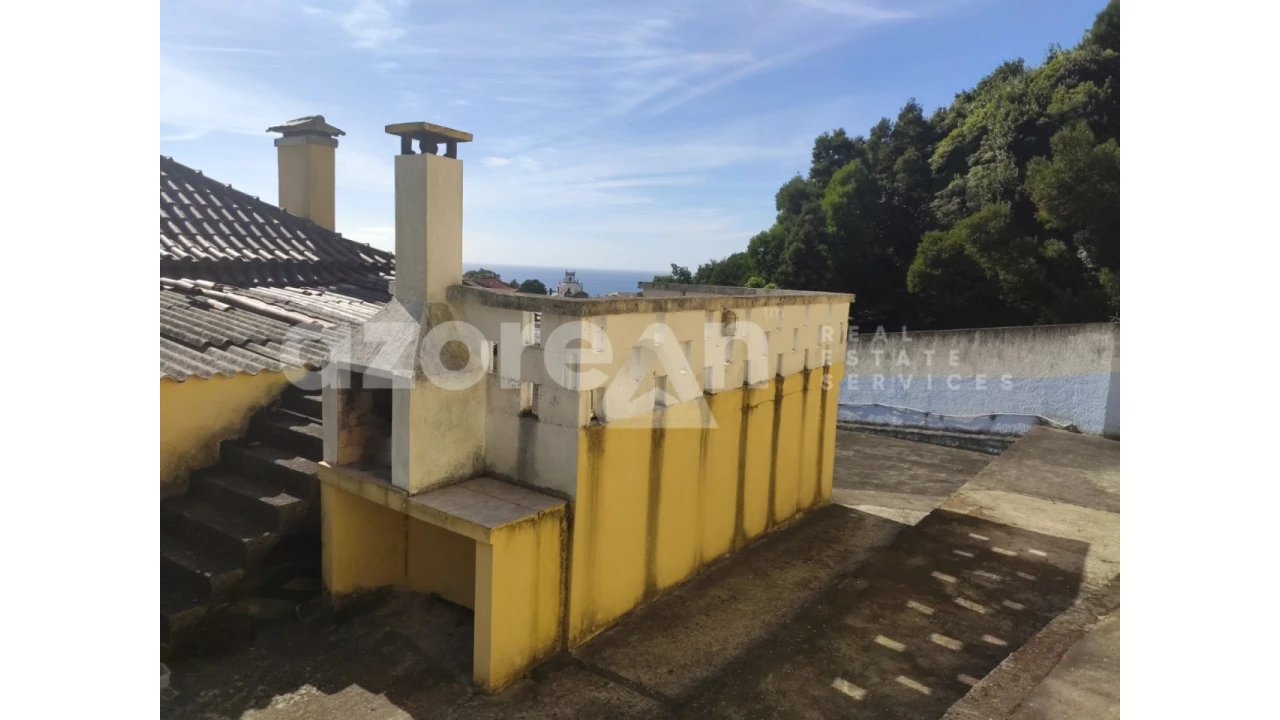 Moradia T3 para Venda em Feteiras Foto 31