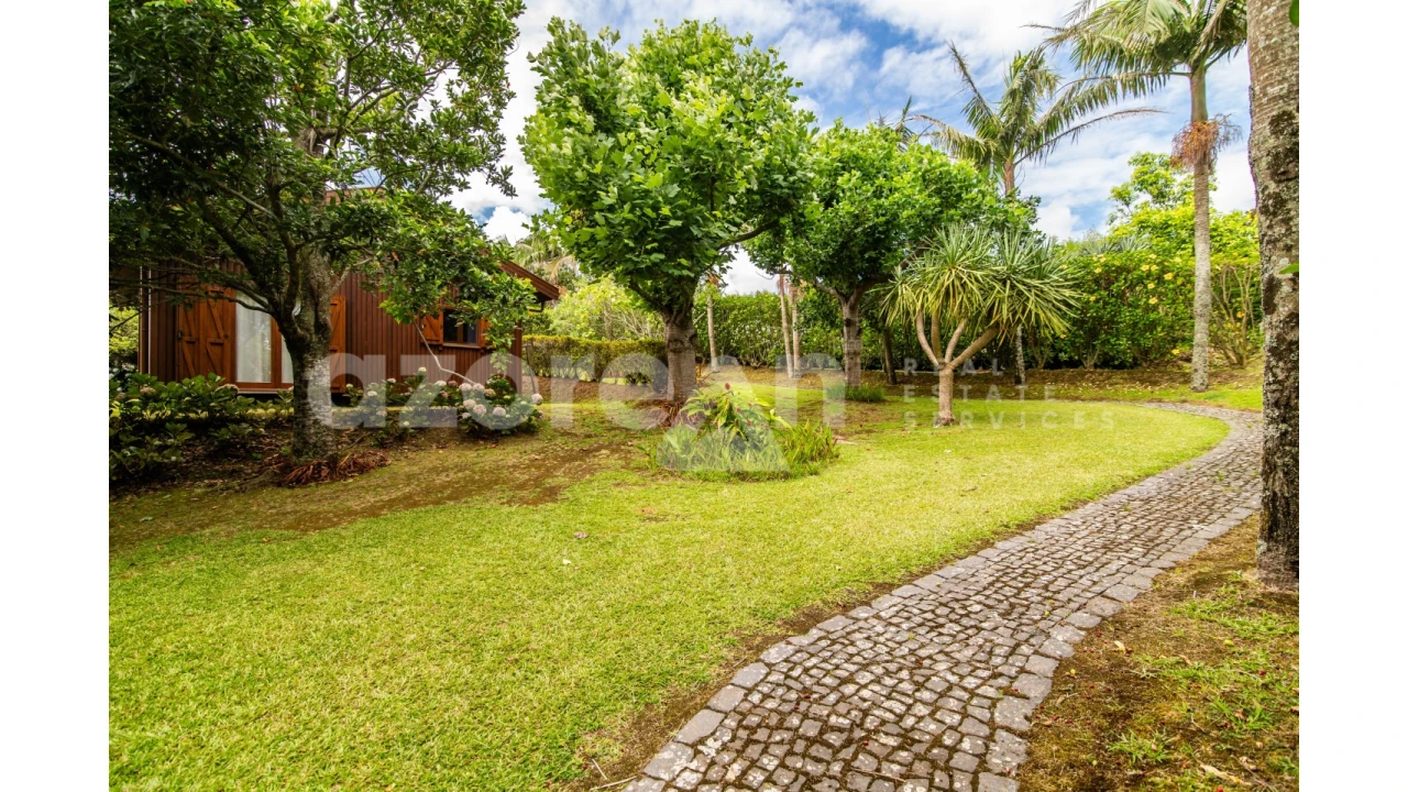 Moradia T11 para Venda em Ribeira Seca Foto 29