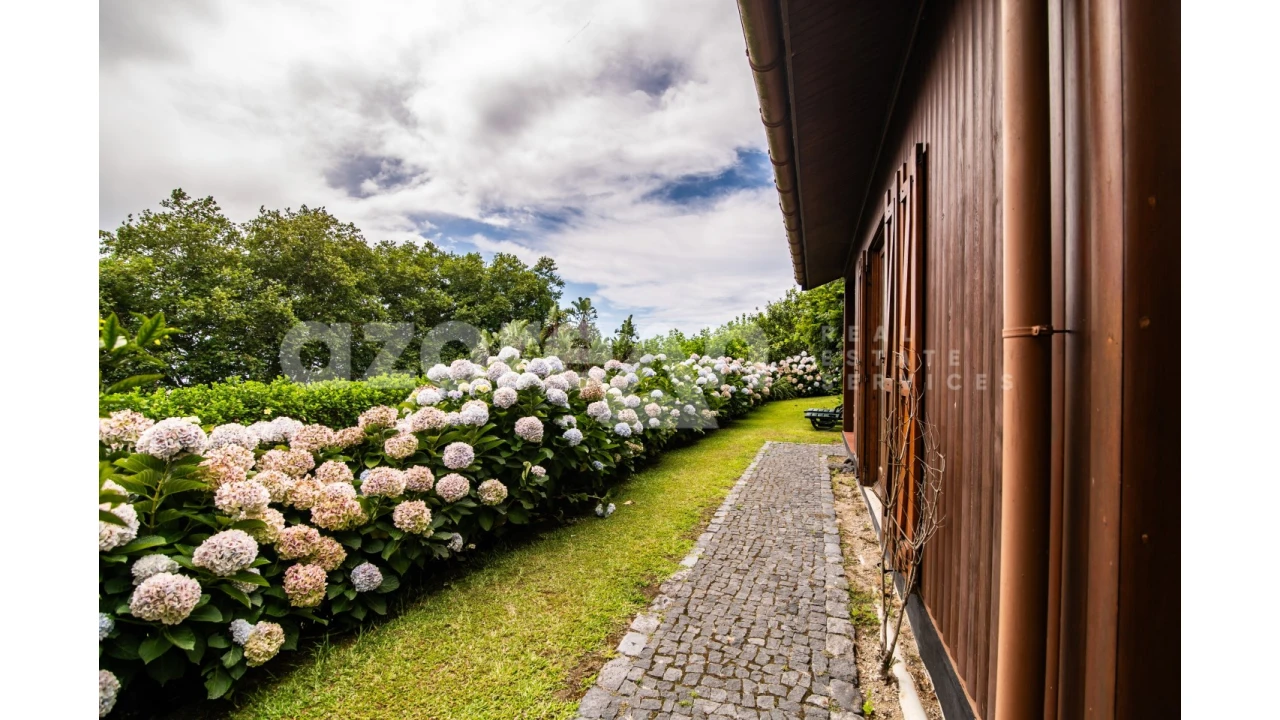 Moradia T11 para Venda em Ribeira Seca Foto 12