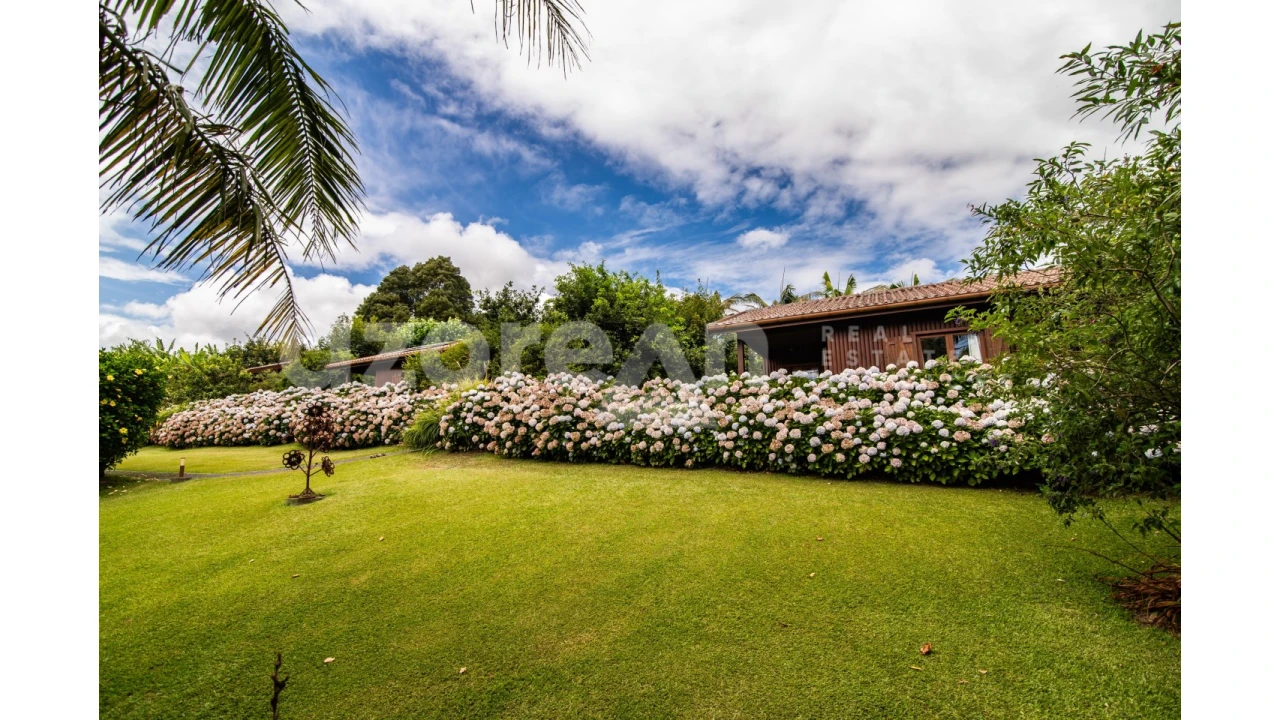 Moradia T11 para Venda em Ribeira Seca Foto 16