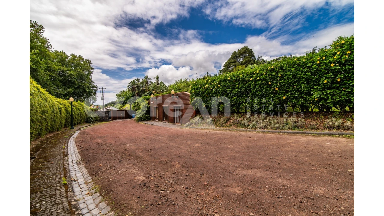 Moradia T11 para Venda em Ribeira Seca Foto 8