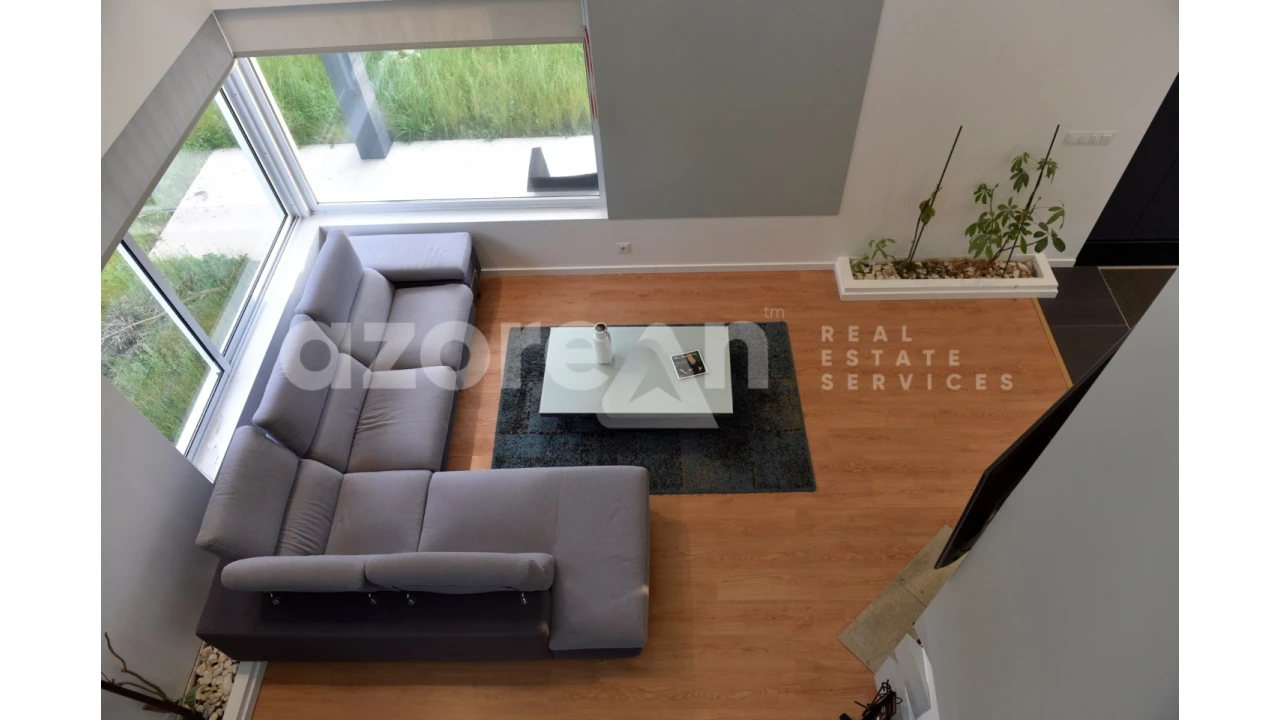 Moradia T3 para Venda em Pico da Pedra Foto 7