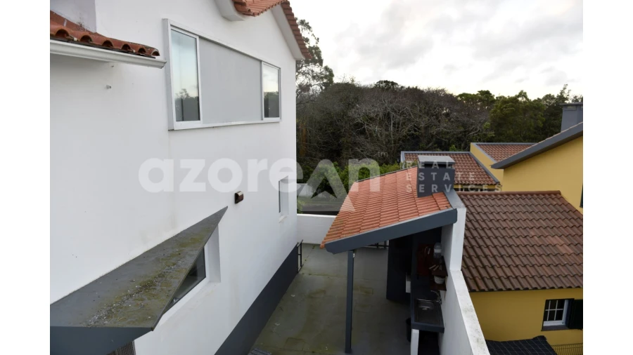 Moradia T3 para Venda em Pico da Pedra Foto 27