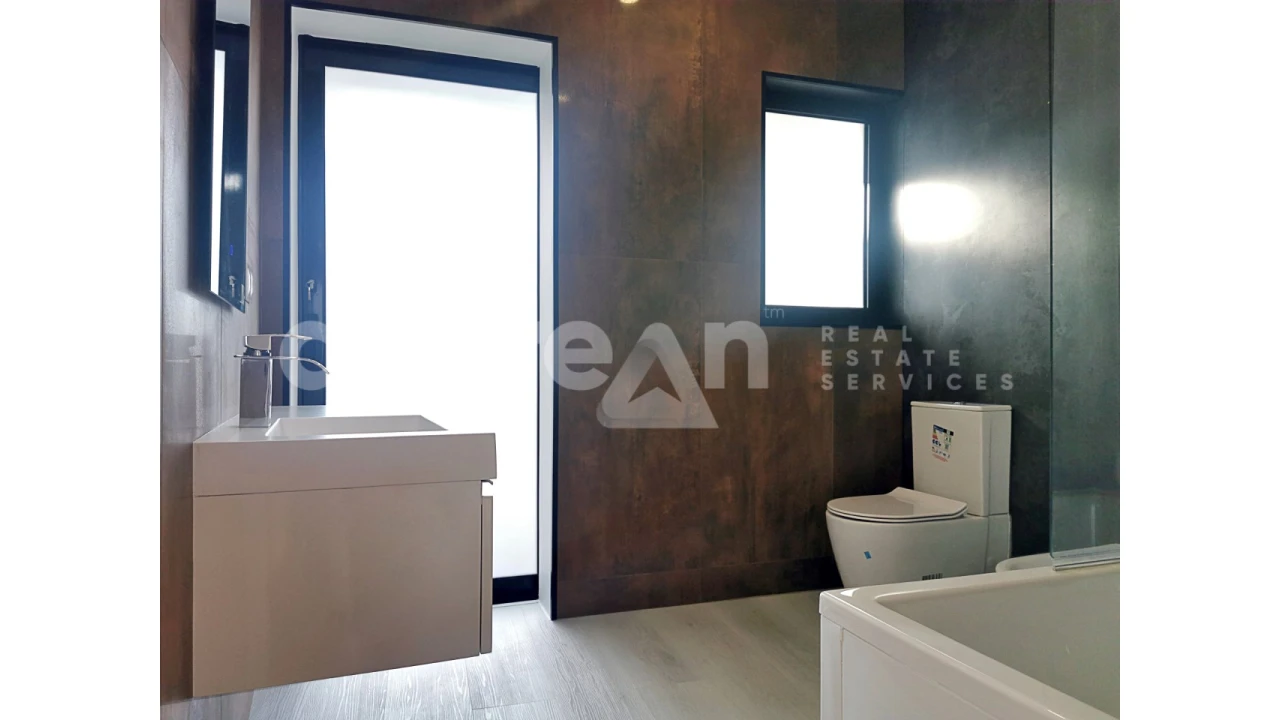 Moradia T2 para Venda em Fajã de Cima Foto 16