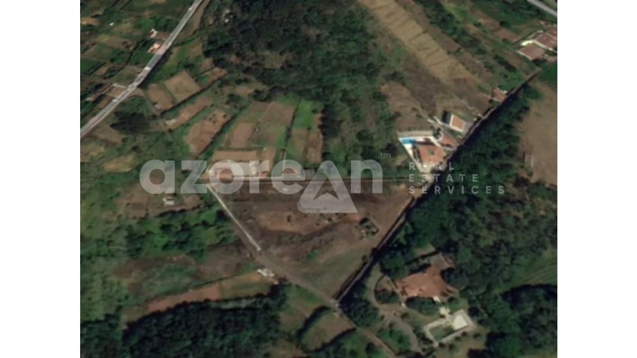 Terreno para Venda em Agua de Pau Foto 3