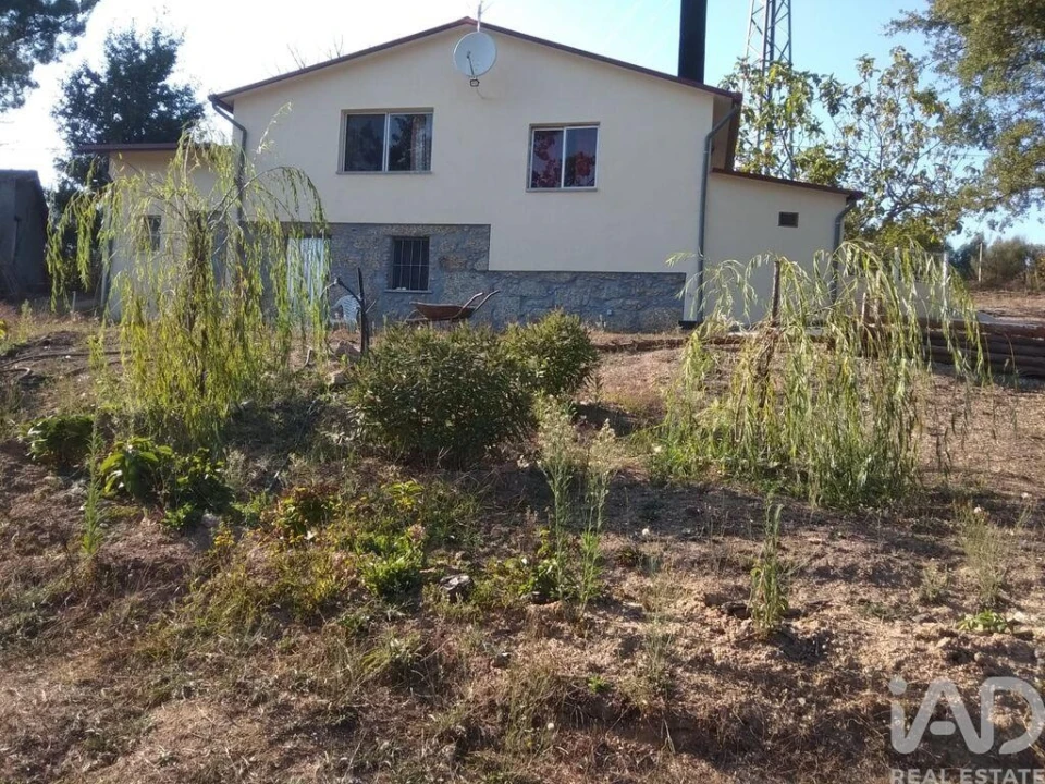 Moradia T6 para Venda em Candosa Foto 24