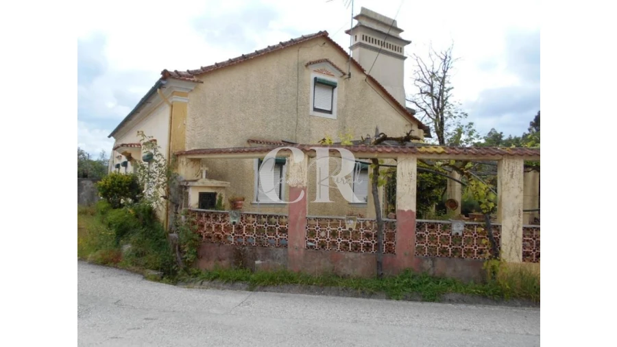 Moradia T4 para Venda em Chão de Couce Foto 5