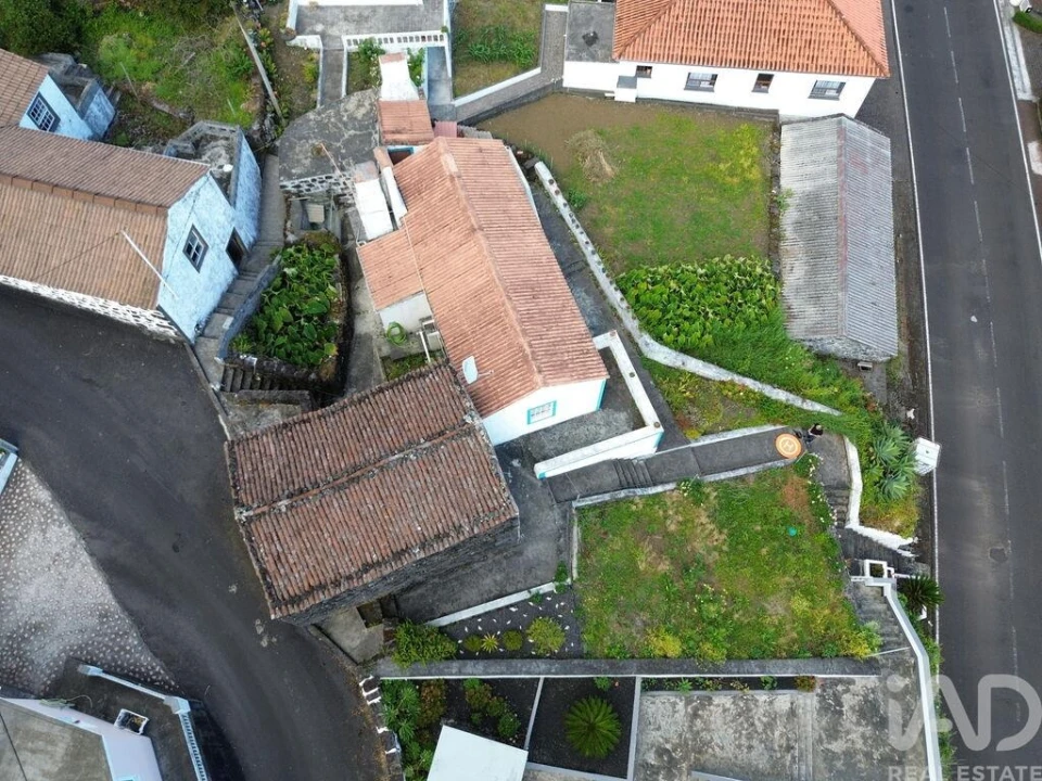 Moradia T2 para Venda em Ribeiras Foto 25