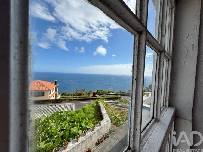 Moradia T2 para Venda em Ribeiras Foto 3