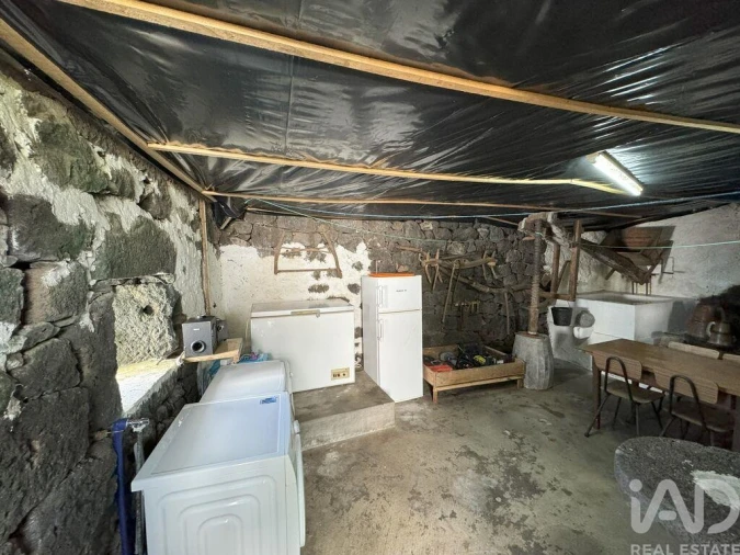 Moradia T2 para Venda em Ribeiras Foto 30