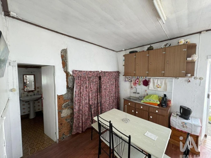 Moradia T2 para Venda em Ribeiras Foto 12