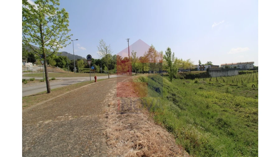 Terreno para Venda em Caldelas, Sequeiros e Paranhos Foto 24