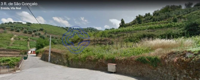 Terreno para Venda em Nogueira e Ermida