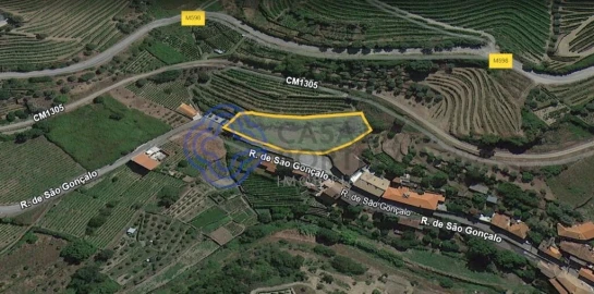 Terreno para Venda em Nogueira e Ermida
