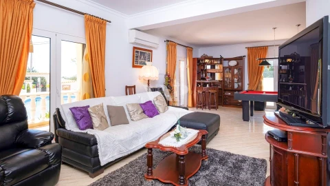 Moradia T5 para Venda em Loule (São Clemente)